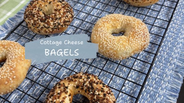 Baked bagels on a wire rack